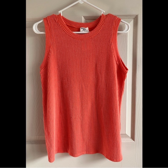 NWT Ribbed Tank - Picture 1 of 3